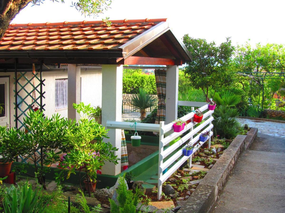 Apartments Natasa คิร์ก ภายนอก รูปภาพ