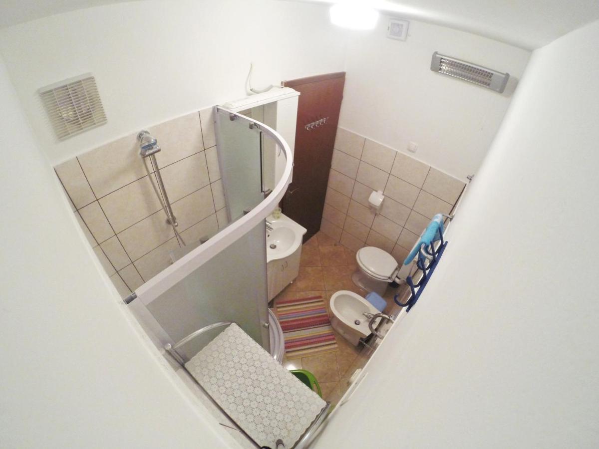 Apartments Natasa คิร์ก ภายนอก รูปภาพ