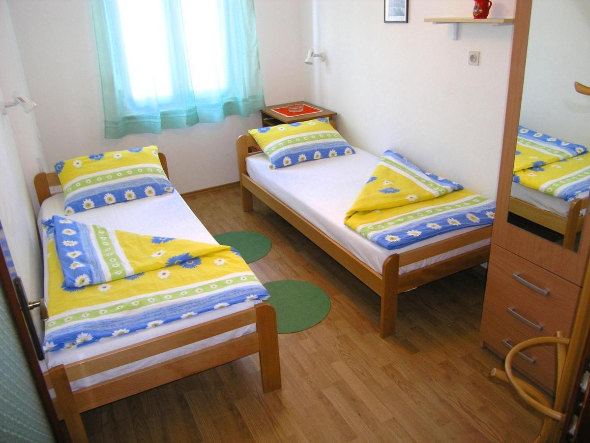 Apartments Natasa คิร์ก ภายนอก รูปภาพ