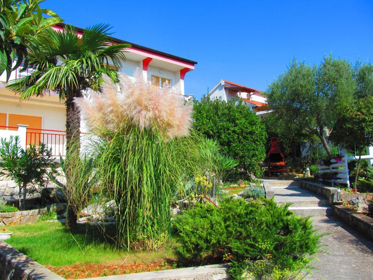 Apartments Natasa คิร์ก ภายนอก รูปภาพ