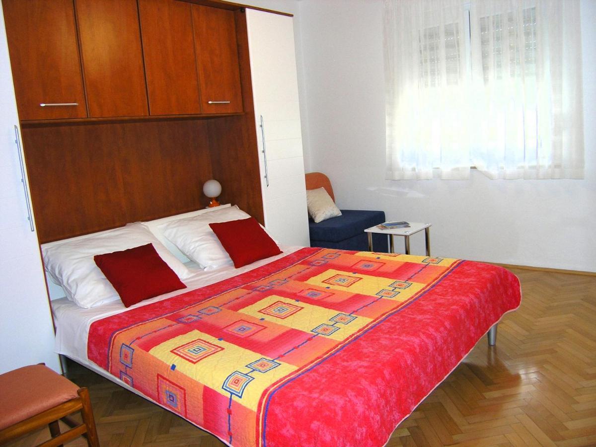 Apartments Natasa คิร์ก ภายนอก รูปภาพ