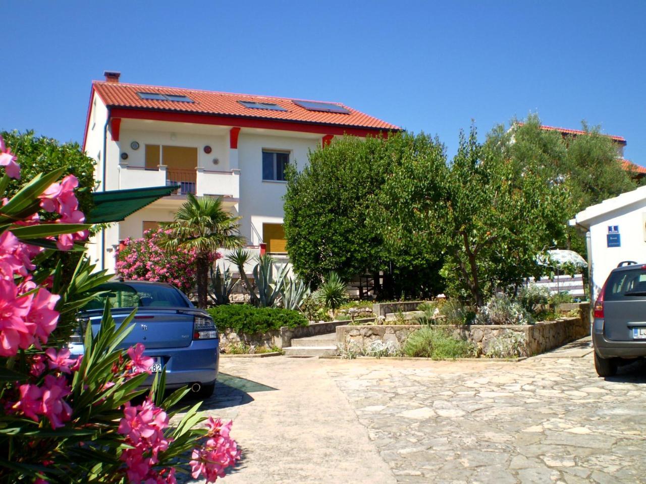 Apartments Natasa คิร์ก ภายนอก รูปภาพ
