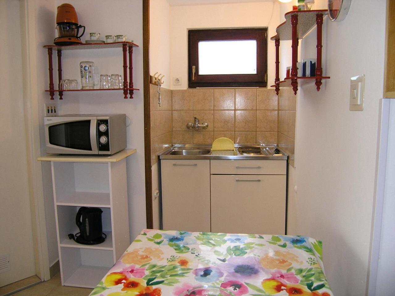 Apartments Natasa คิร์ก ภายนอก รูปภาพ
